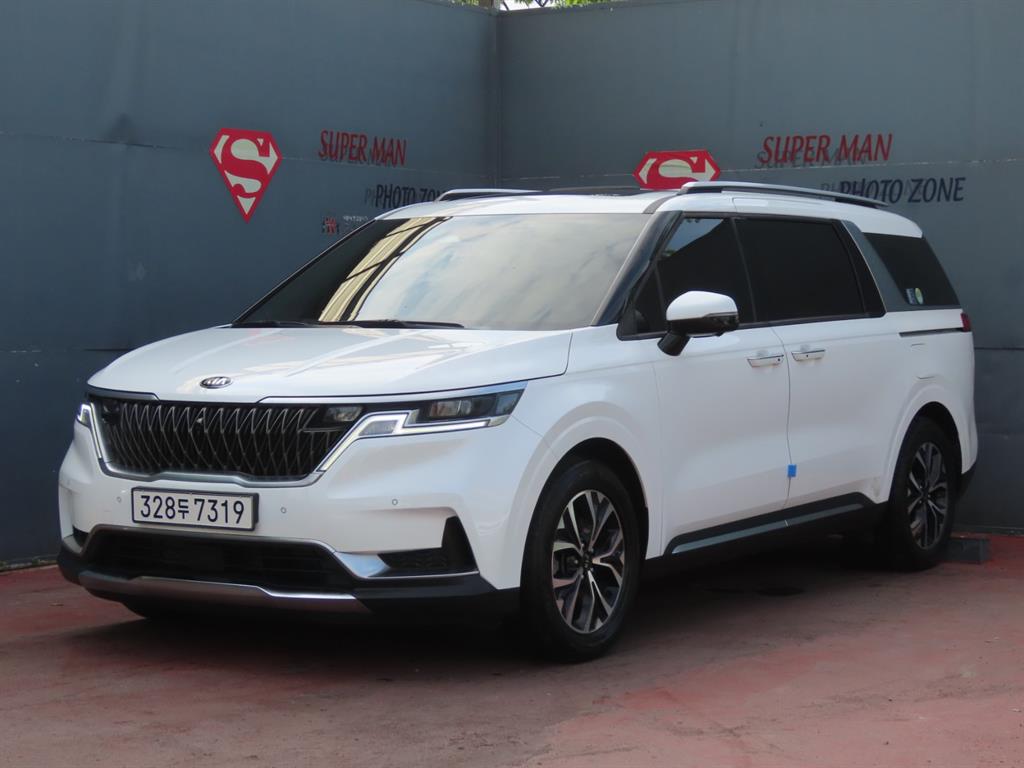 KIA Carnival 2021 — Zona Franca Iquique