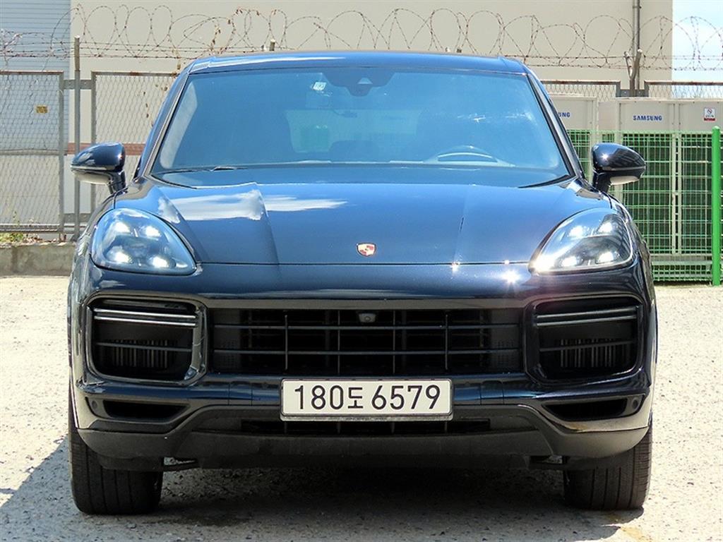 Porsche Cayenne 2020 — Zona Franca Iquique