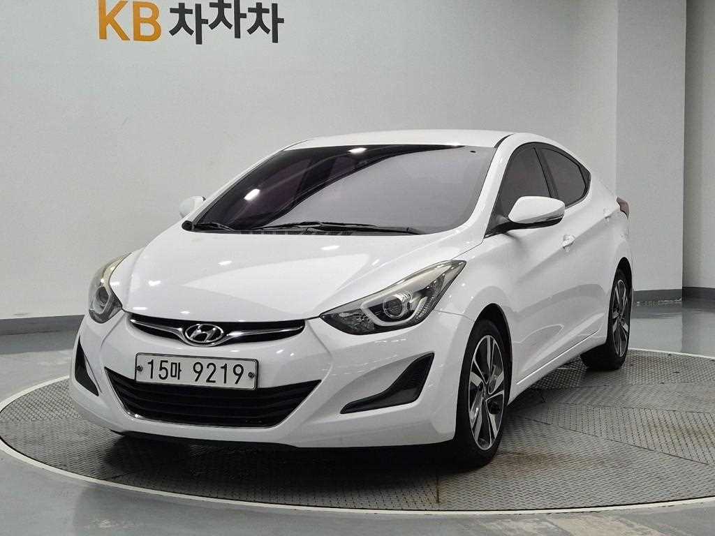 HYUNDAI Avante