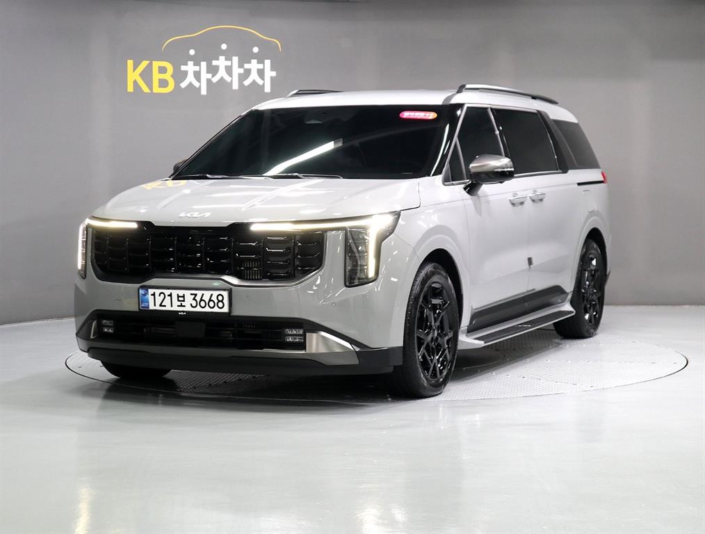KIA Carnival 2025