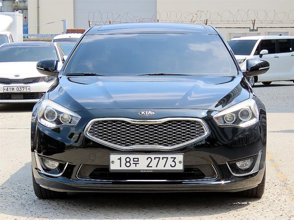 KIA K7