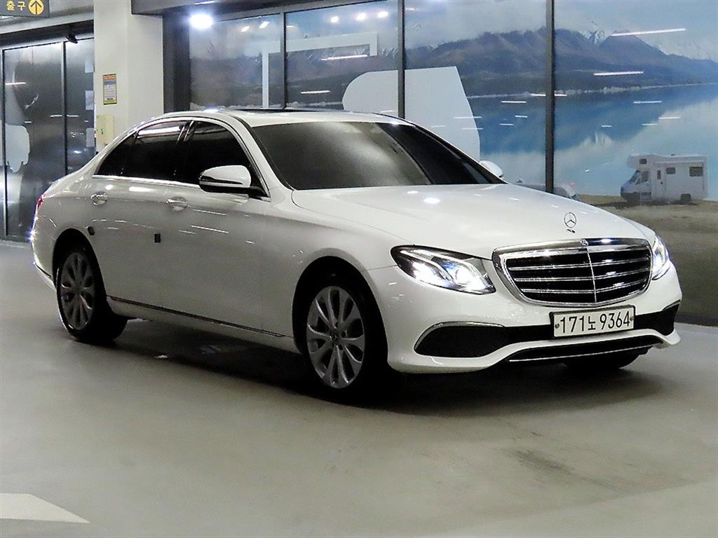 Mercedes Benz E class 2020 — Zona Franca Iquique