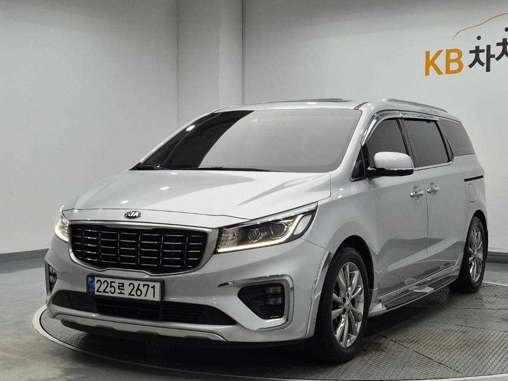 KIA Carnival 2018