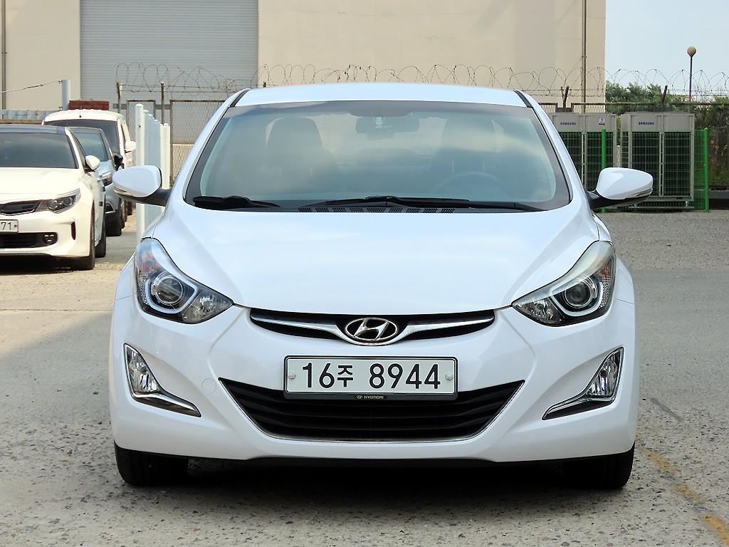 HYUNDAI Avante