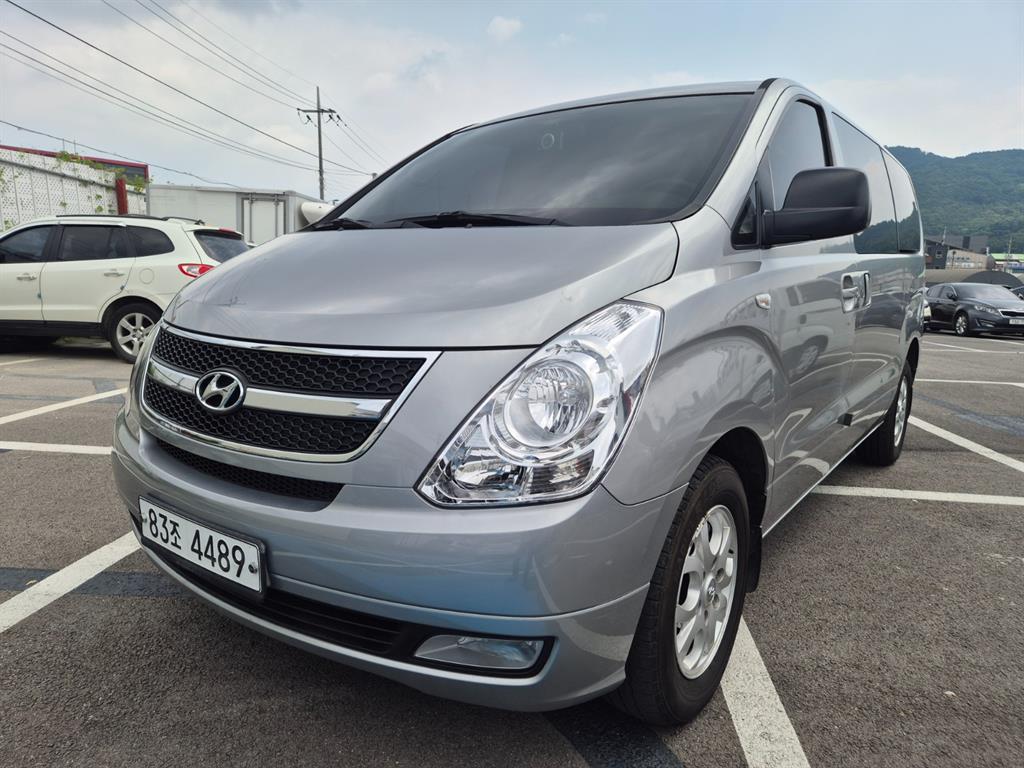 HYUNDAI Starex 2014
