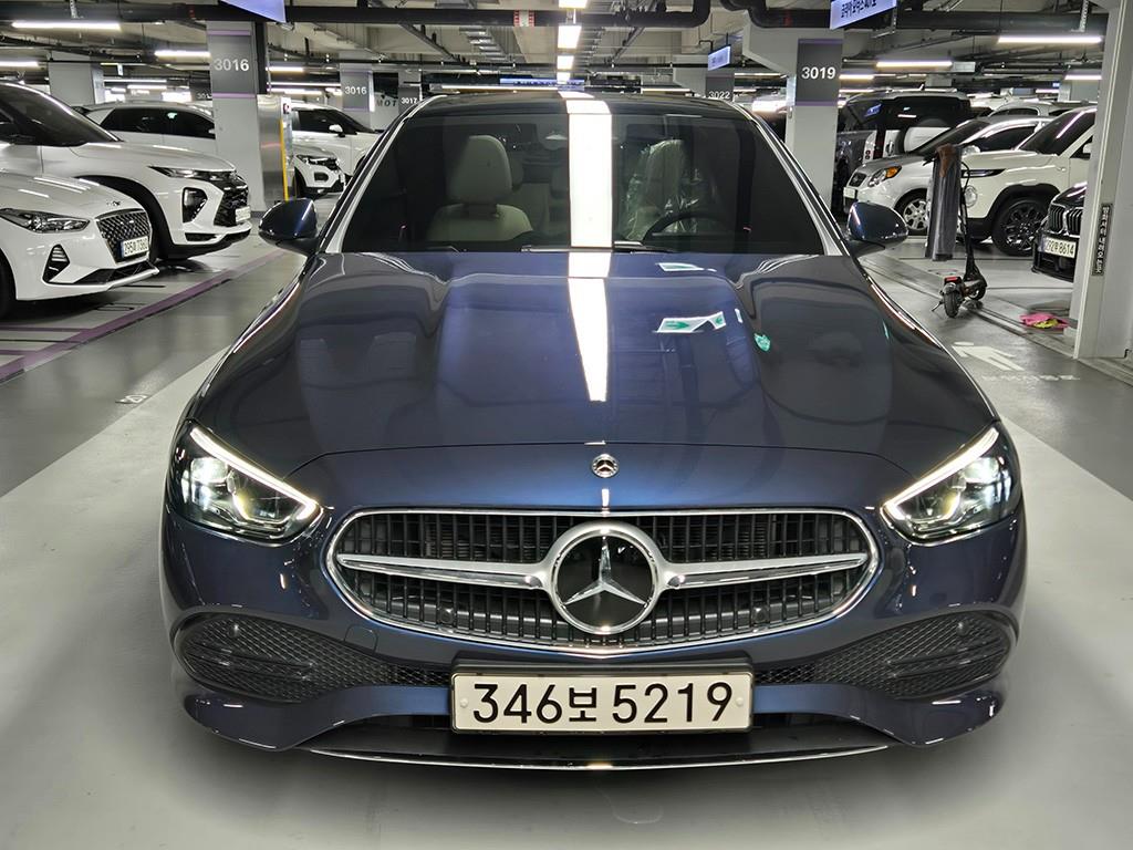 Mercedes Benz C Class 2025 — Zona Franca Iquique