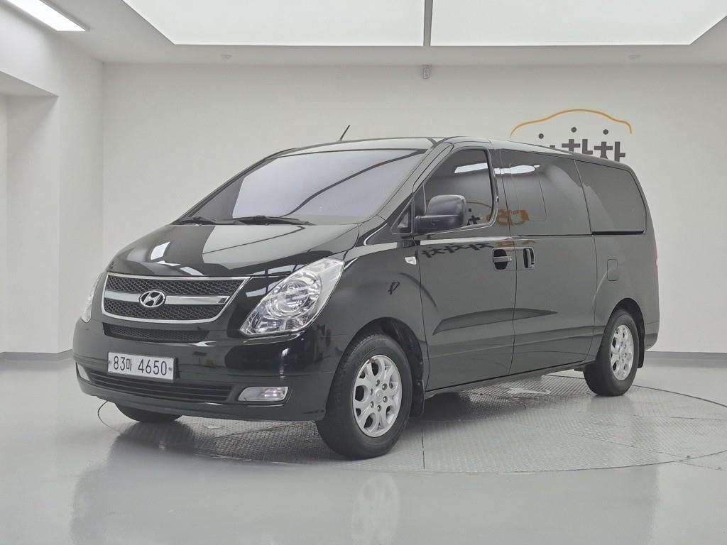 HYUNDAI Starex 2015