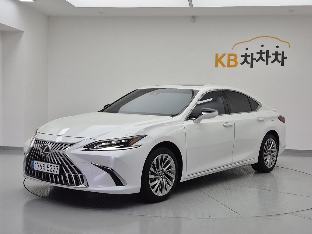 Lexus ES 7th Generation executive