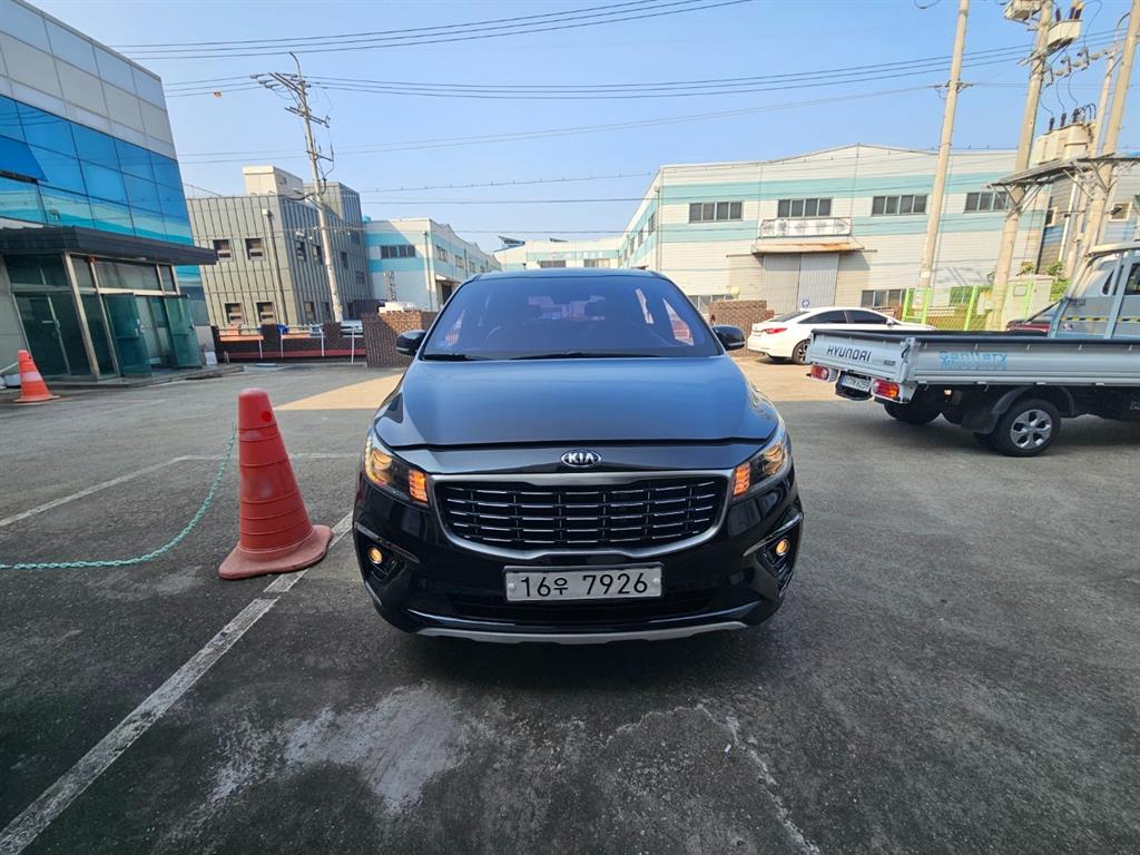 KIA Carnival 2018