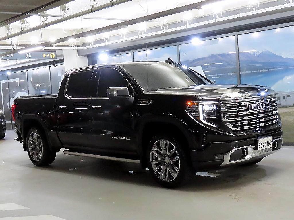 GMC Sierra