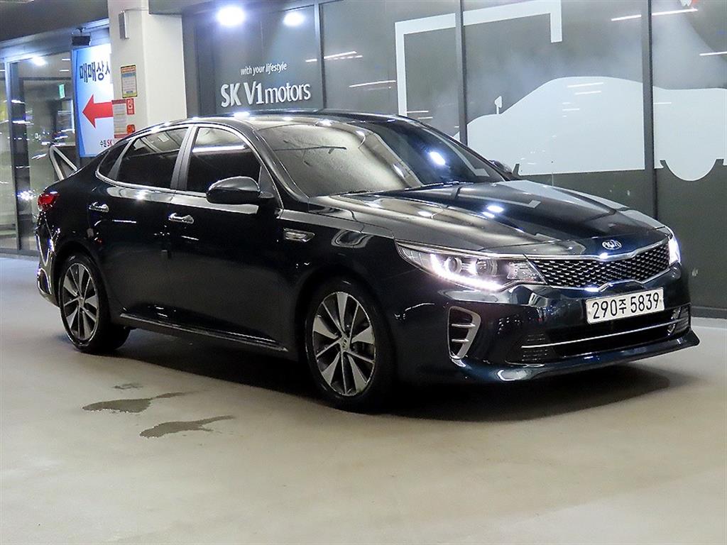 KIA K5