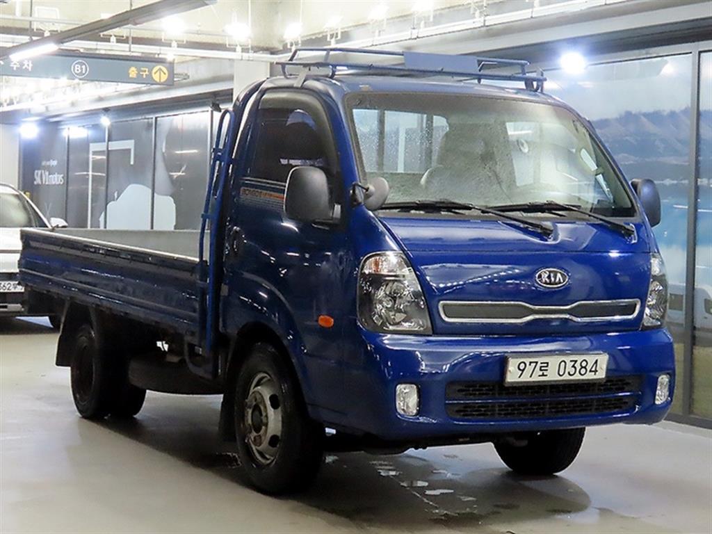 Small Truck Cargo (small) 2012 — Zona Franca Iquique