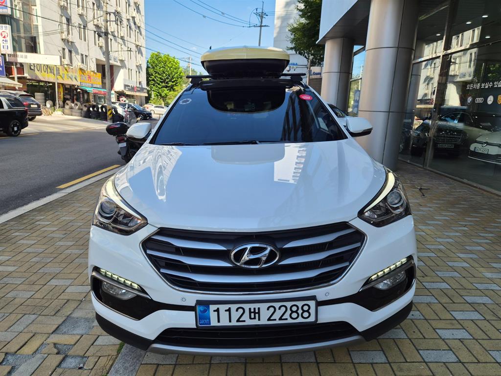 HYUNDAI Santa Fe 2016