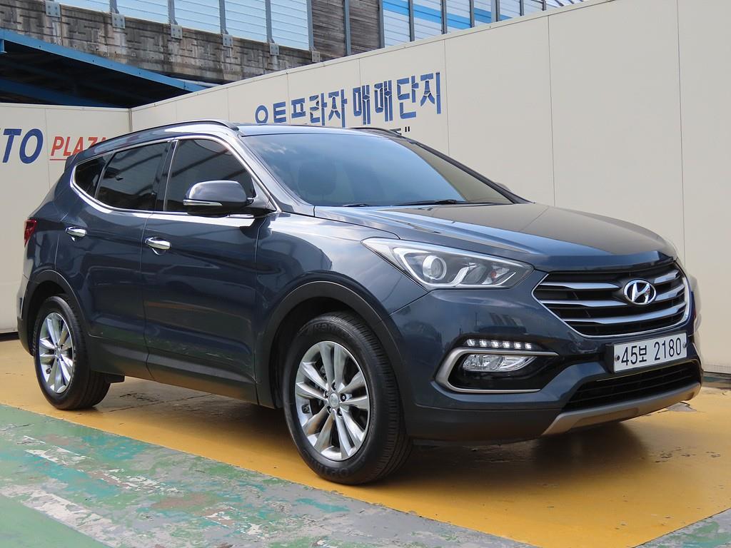 HYUNDAI Santa Fe 2017