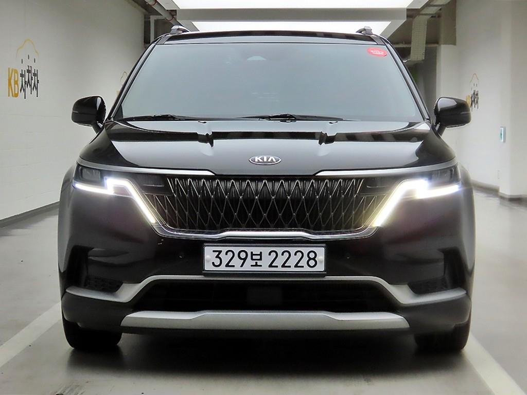 KIA Carnival 2021