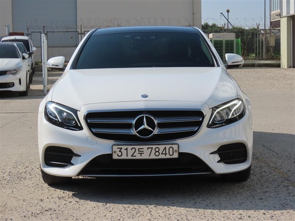 Mercedes Benz E class