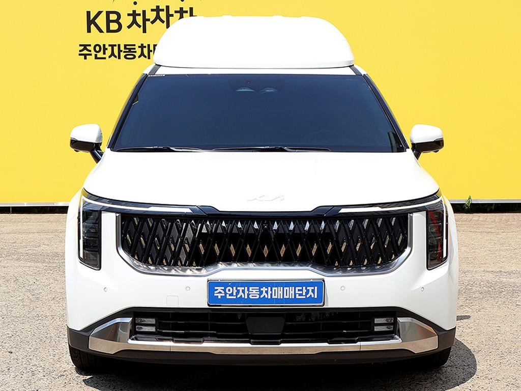 KIA Carnival 2024 — Zona Franca Iquique