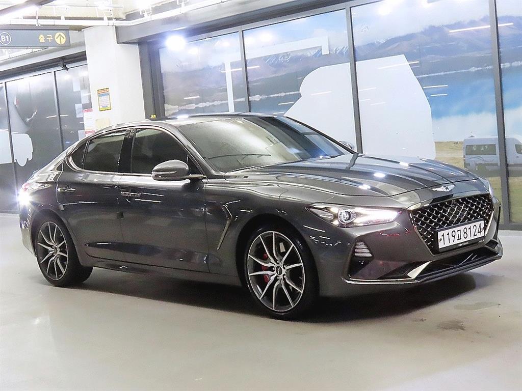 Genesis G70