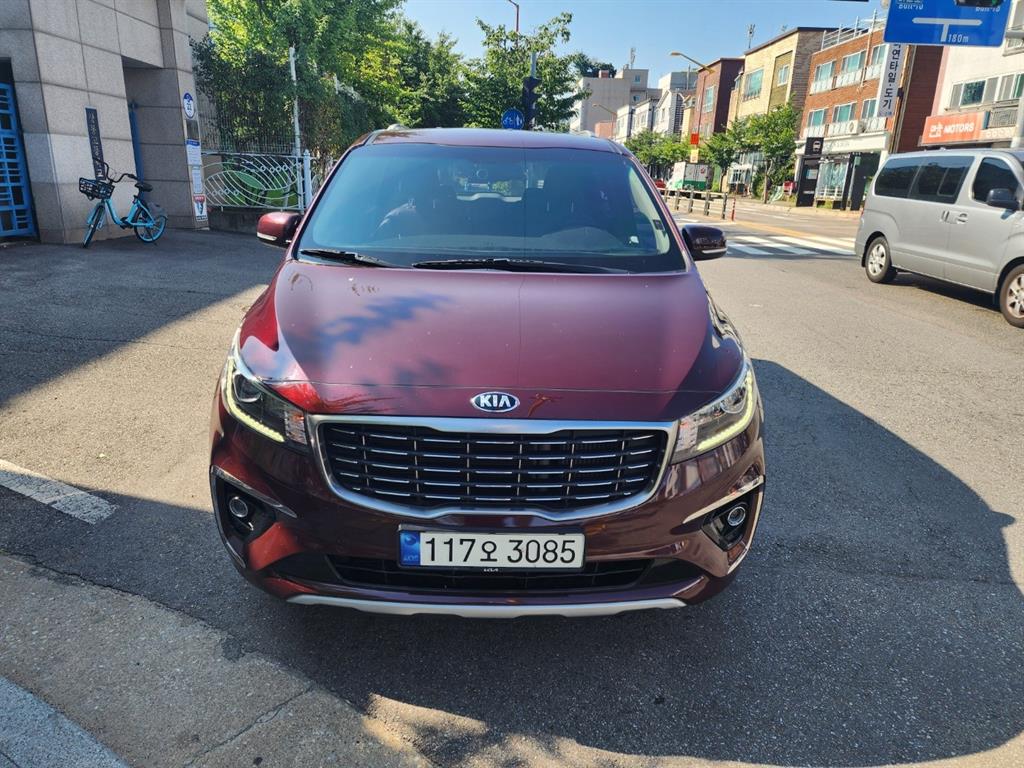 KIA Carnival 2018 — Zona Franca Iquique