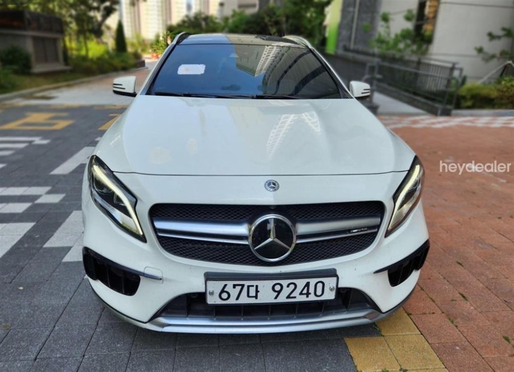 Mercedes Benz GLA Class