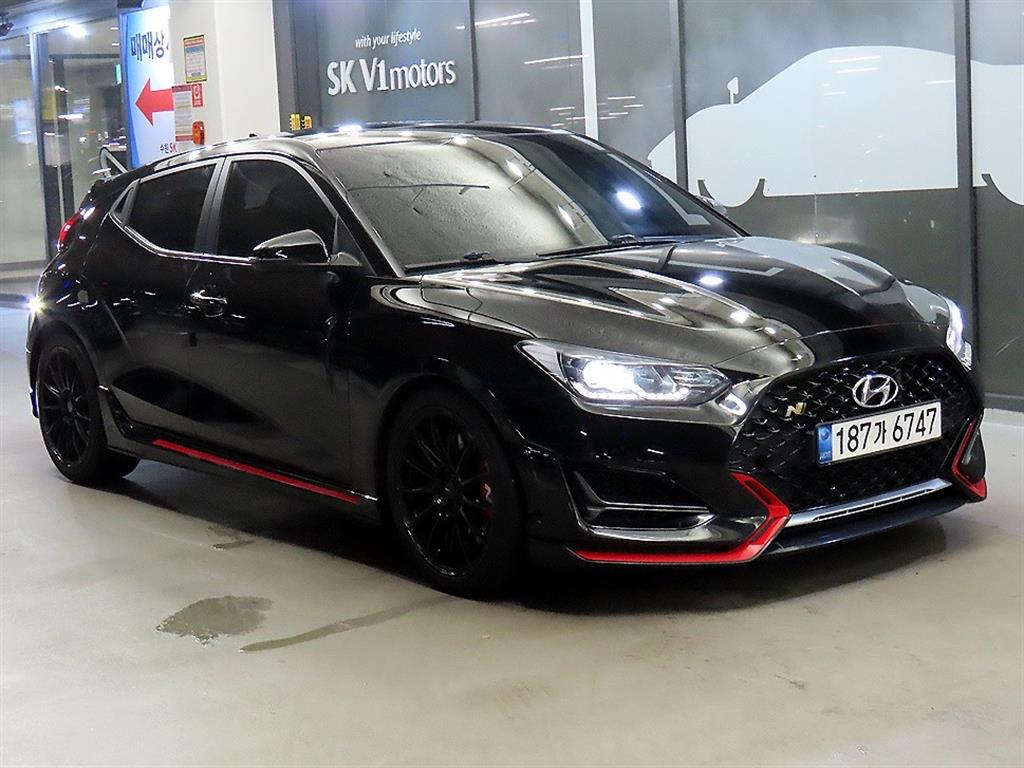 HYUNDAI Veloster