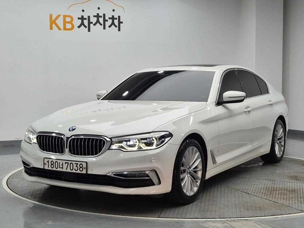 BMW 5 Series 2020 — Zona Franca Iquique
