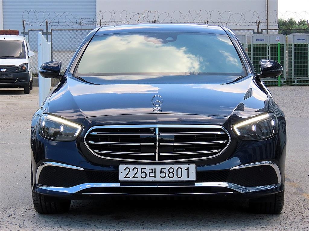 Mercedes Benz E class
