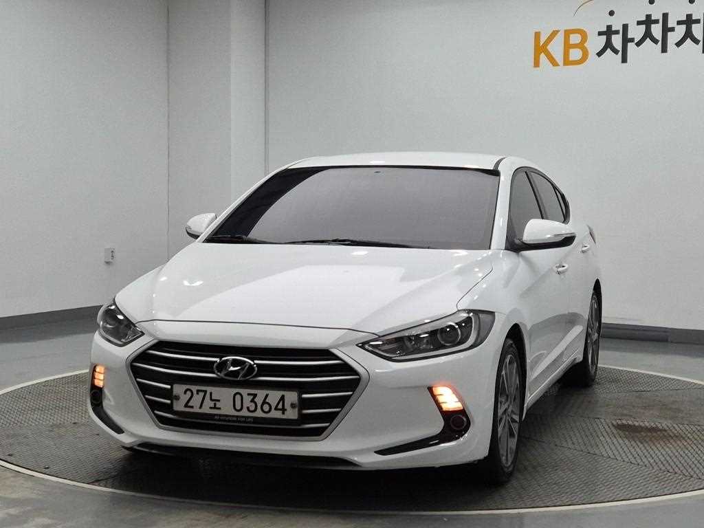 HYUNDAI Avante