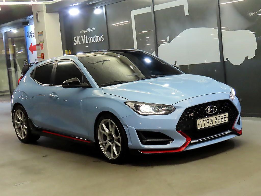 HYUNDAI Veloster