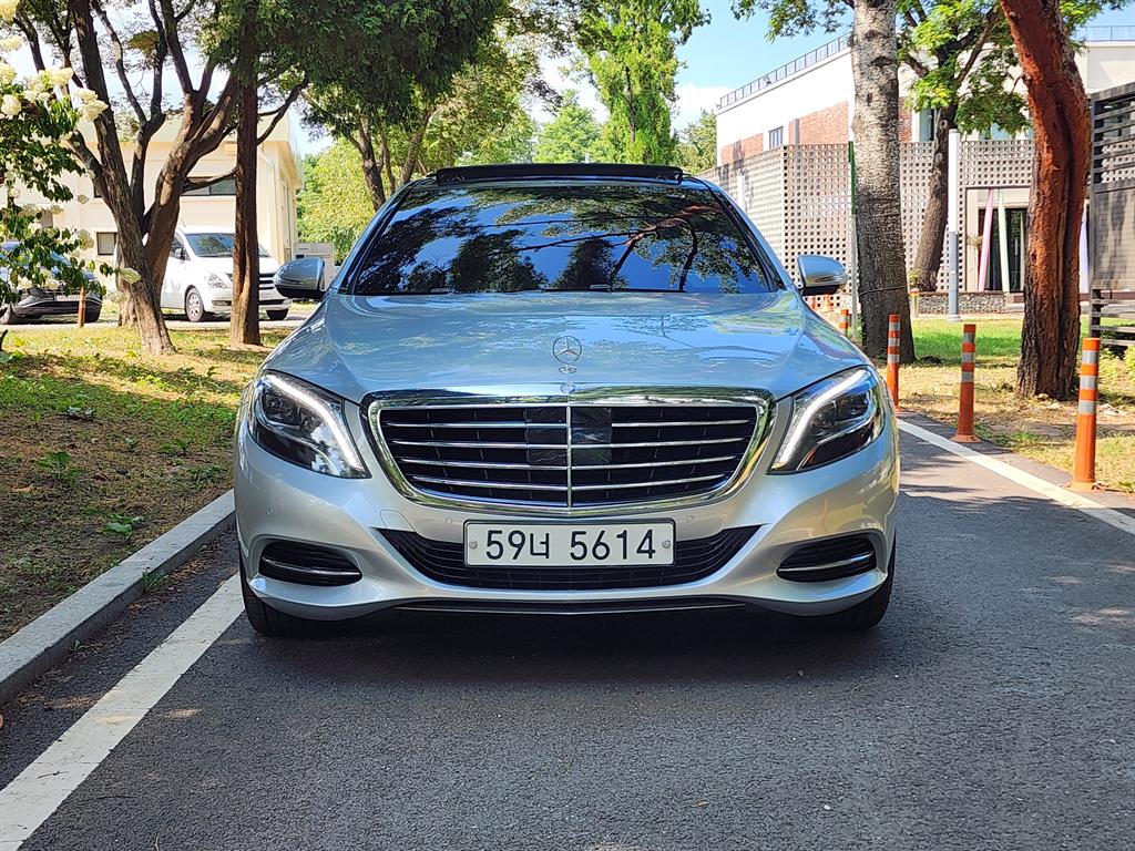 Mercedes Benz S Class 2014 — Zona Franca Iquique