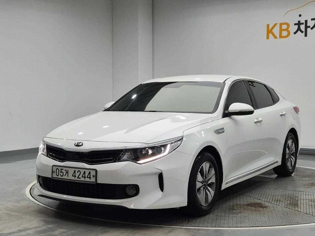 KIA K5 2nd Generation Hybrid nobless