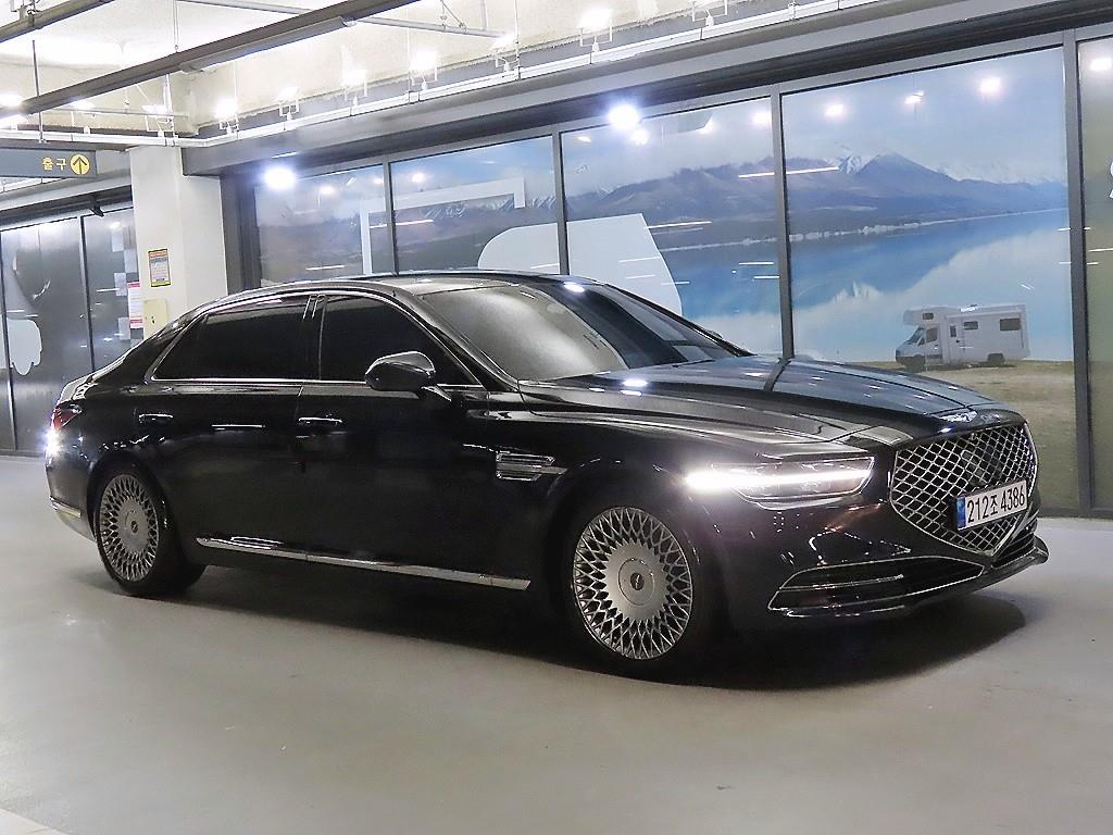 Genesis G90