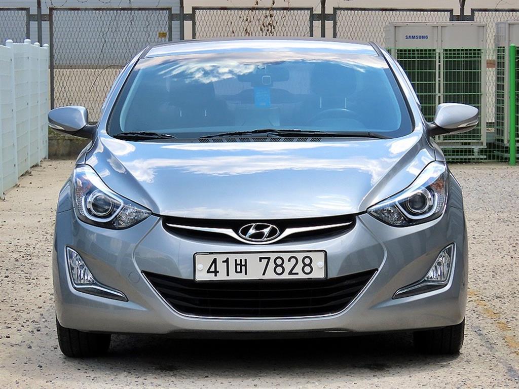 HYUNDAI Avante