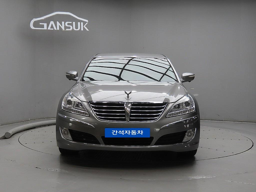 HYUNDAI Equus 2012 — Zona Franca Iquique