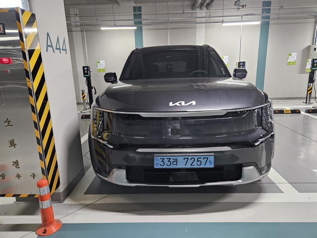 KIA EV9 2023 — Zona Franca Iquique