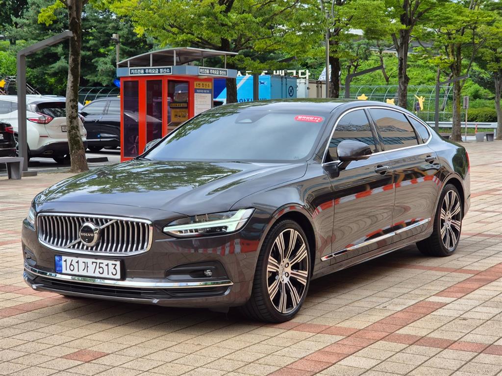 Volvo S90
