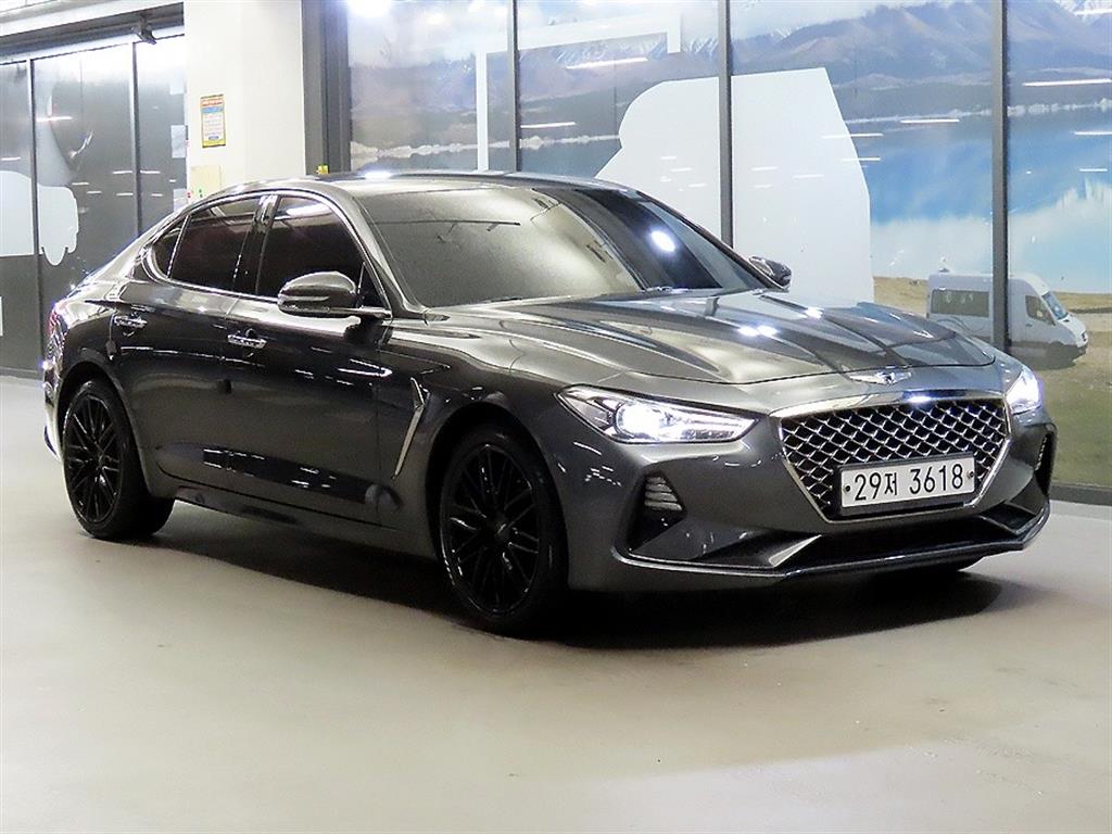 Genesis G70