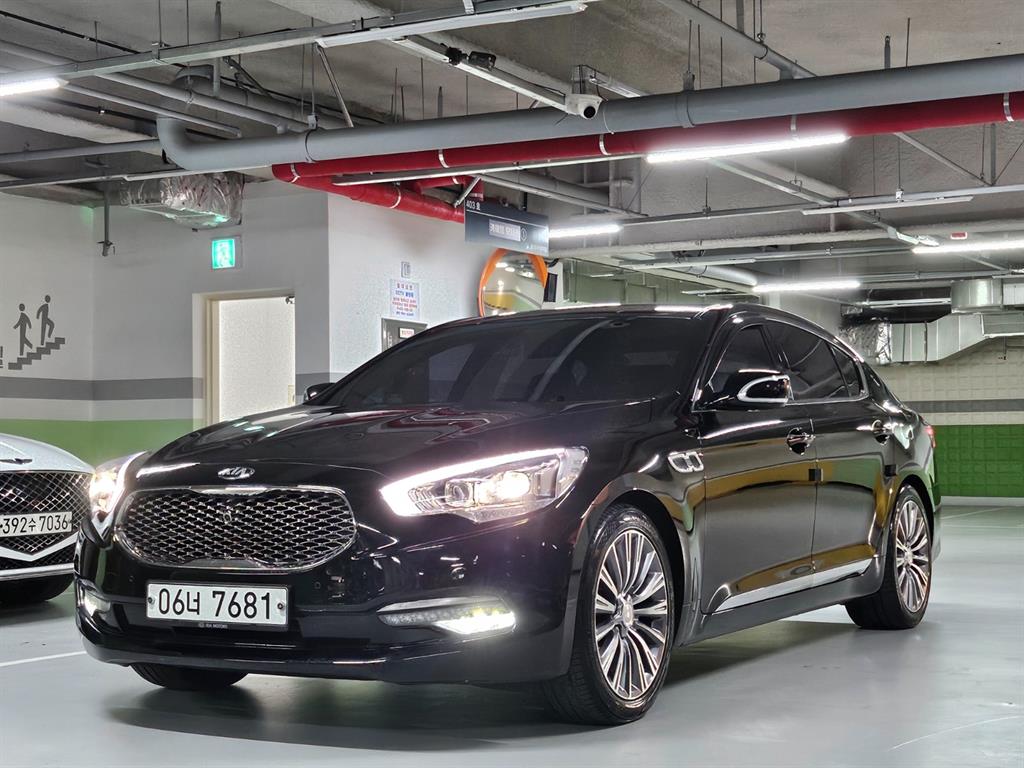 KIA K9