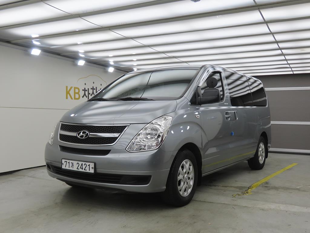 HYUNDAI Starex 2013