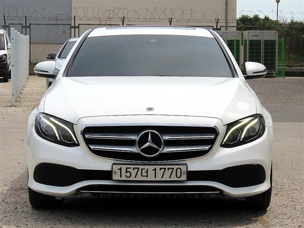 Mercedes Benz E class