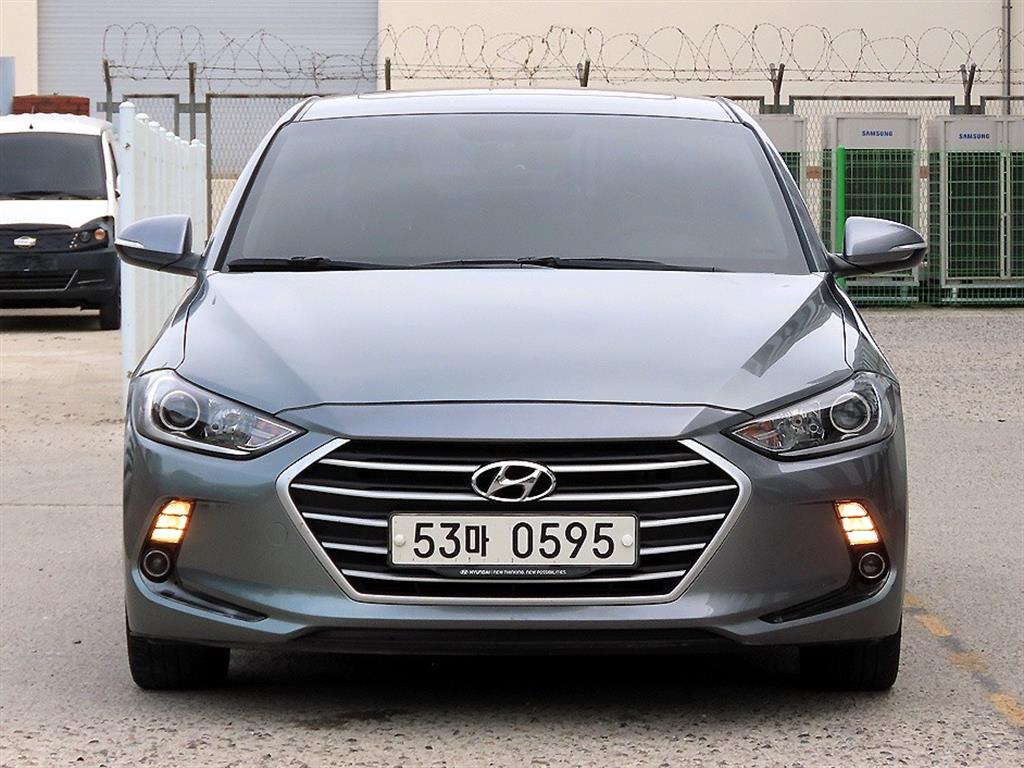 HYUNDAI Avante