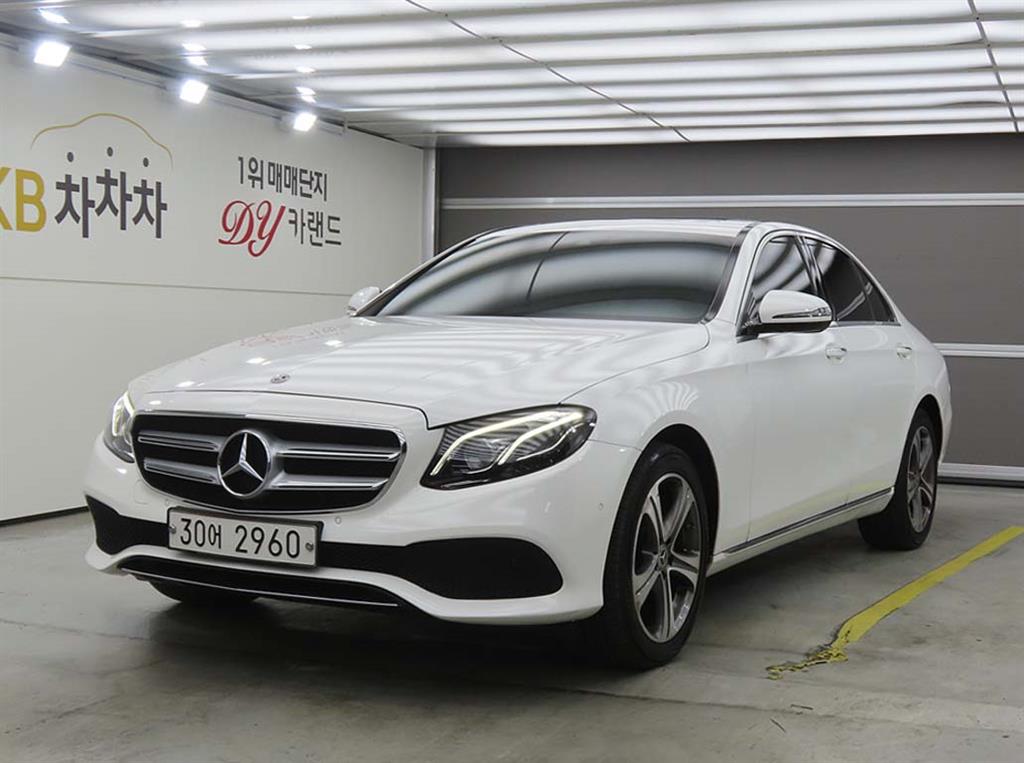 Mercedes Benz E class
