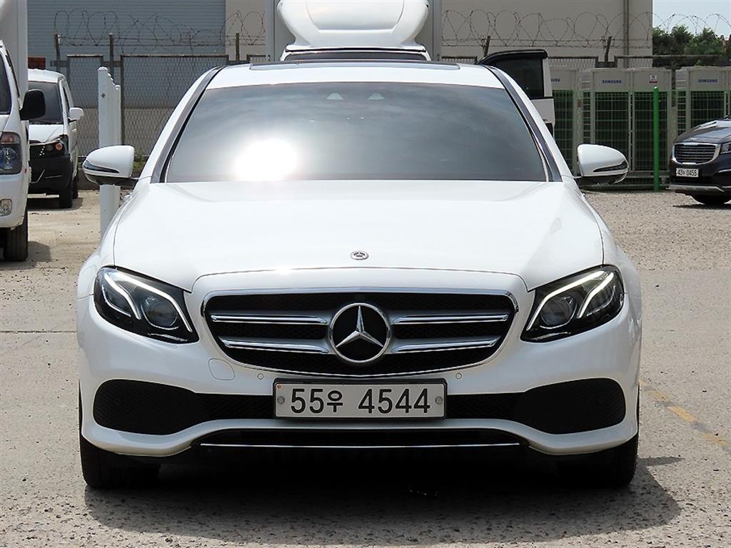 Mercedes Benz E class