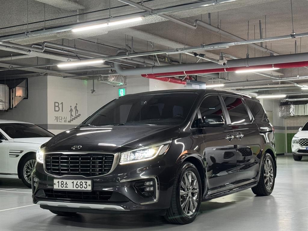 KIA Carnival