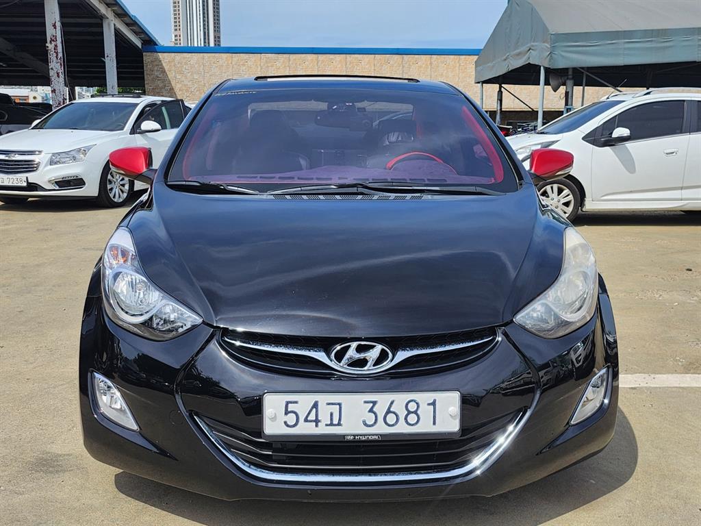 HYUNDAI Avante