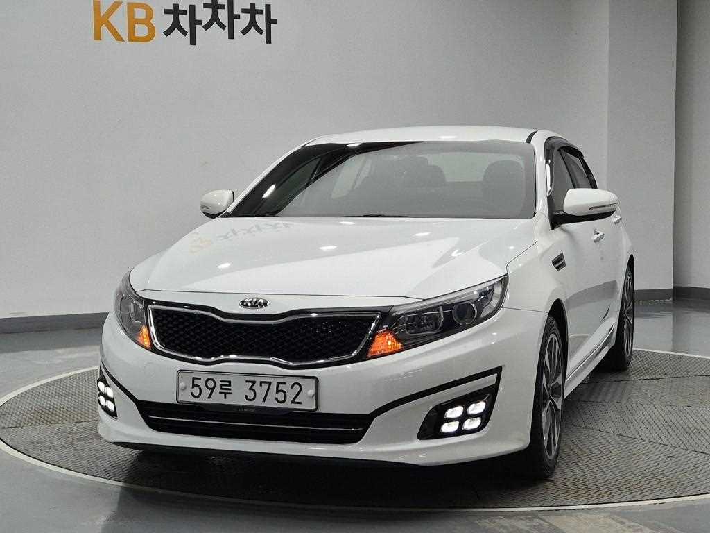 KIA K5 2.0 Deluxe trendy