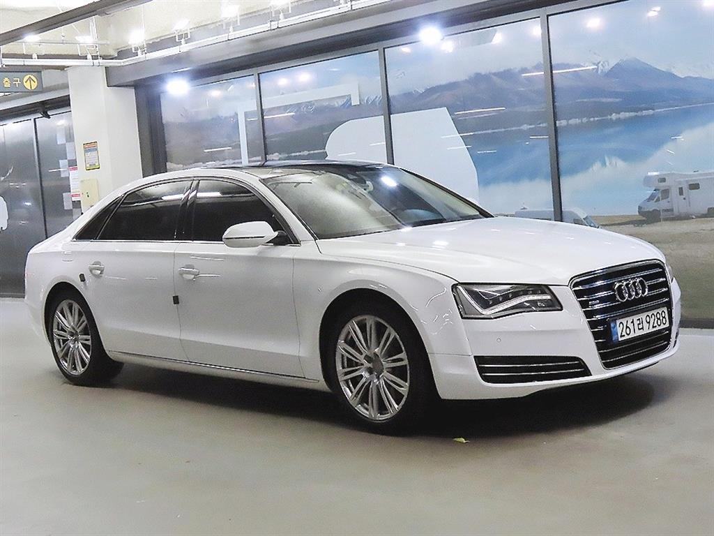 Audi A8