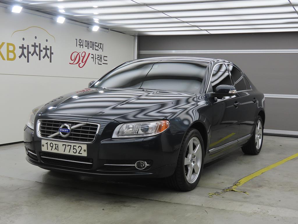 Volvo S80