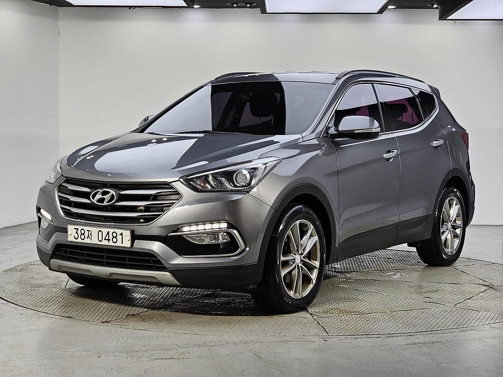 HYUNDAI Santa Fe 2016