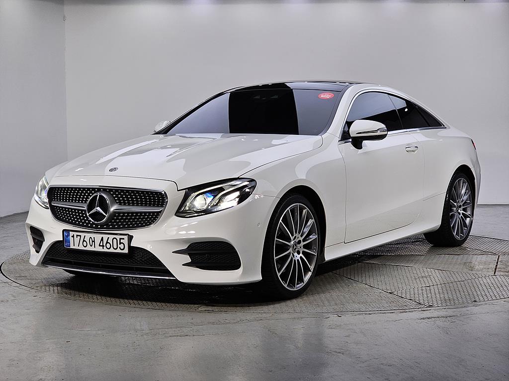 Mercedes Benz E class W213 E220d Coupe